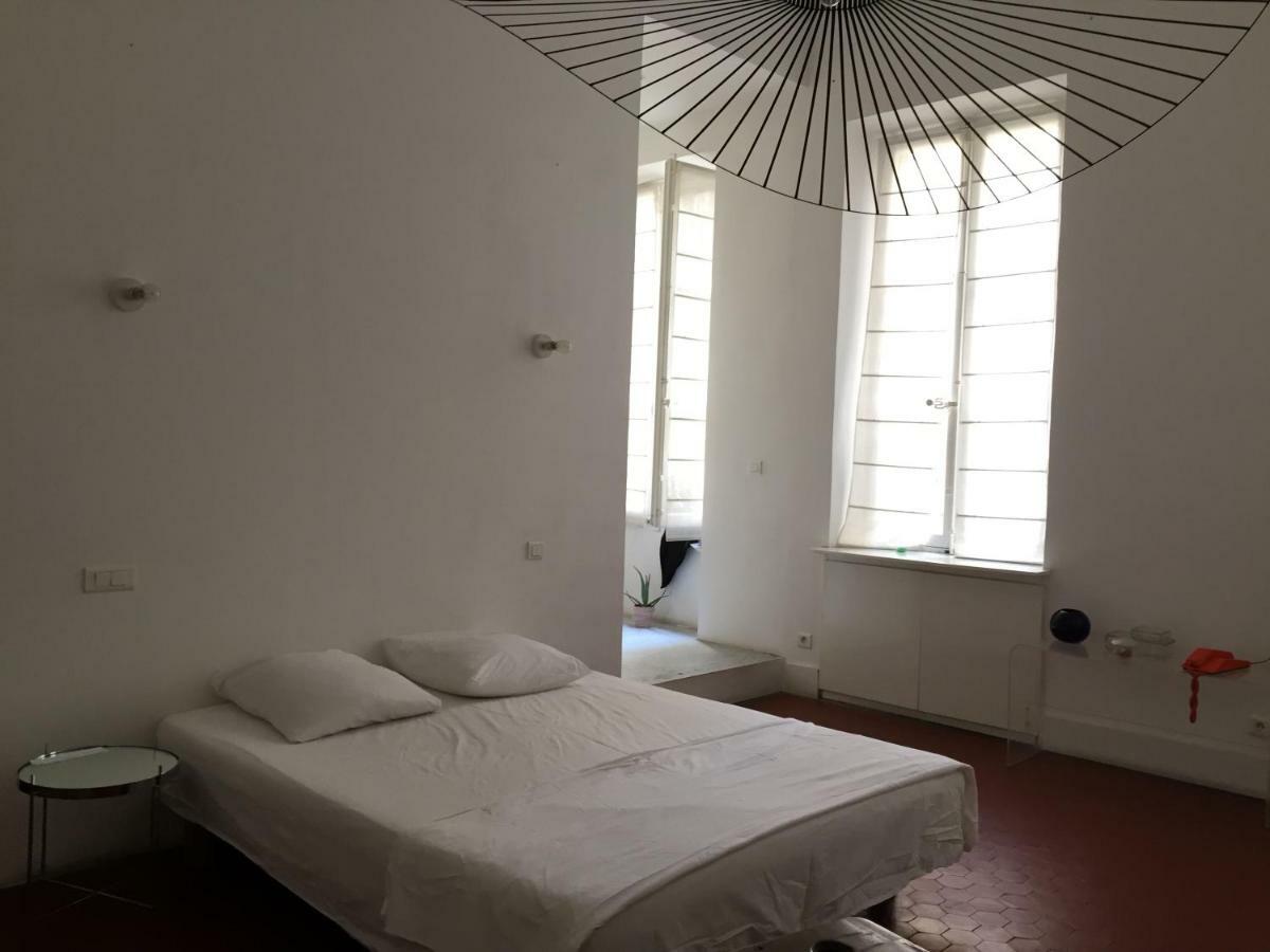 Bed and Breakfast Liberte Марсель Экстерьер фото