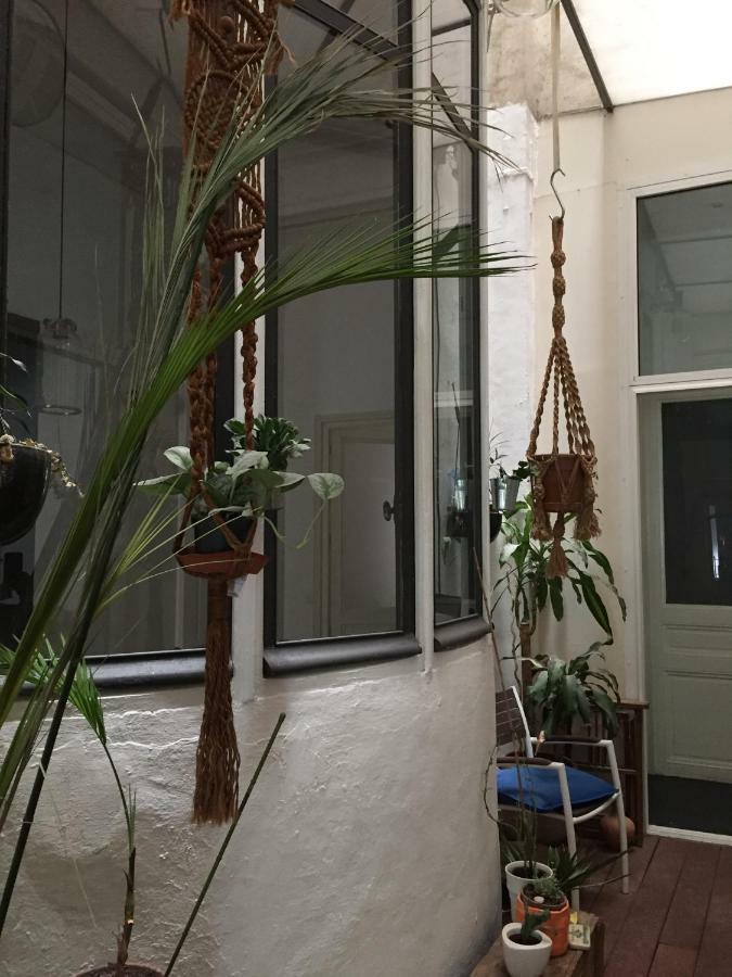 Bed and Breakfast Liberte Марсель Экстерьер фото