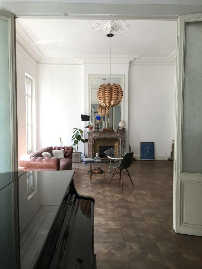Bed and Breakfast Liberte Марсель Экстерьер фото