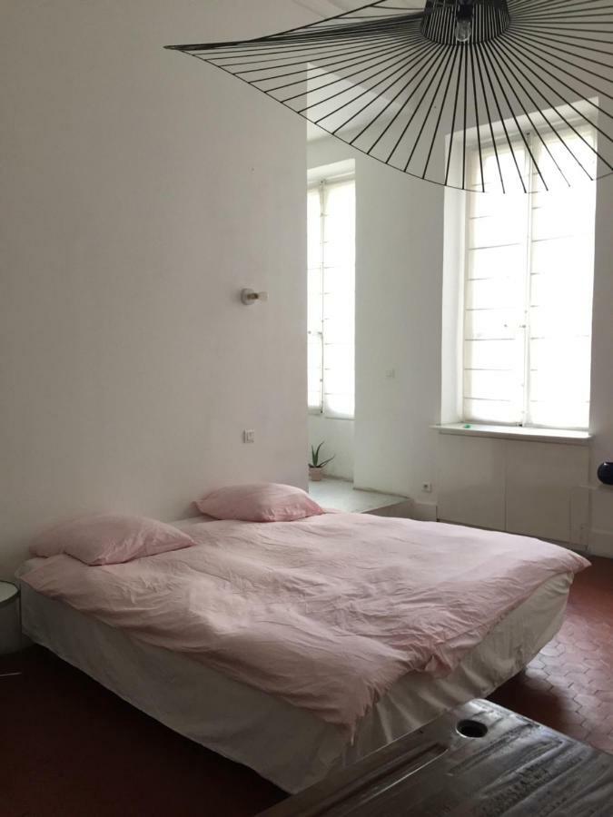 Bed and Breakfast Liberte Марсель Экстерьер фото