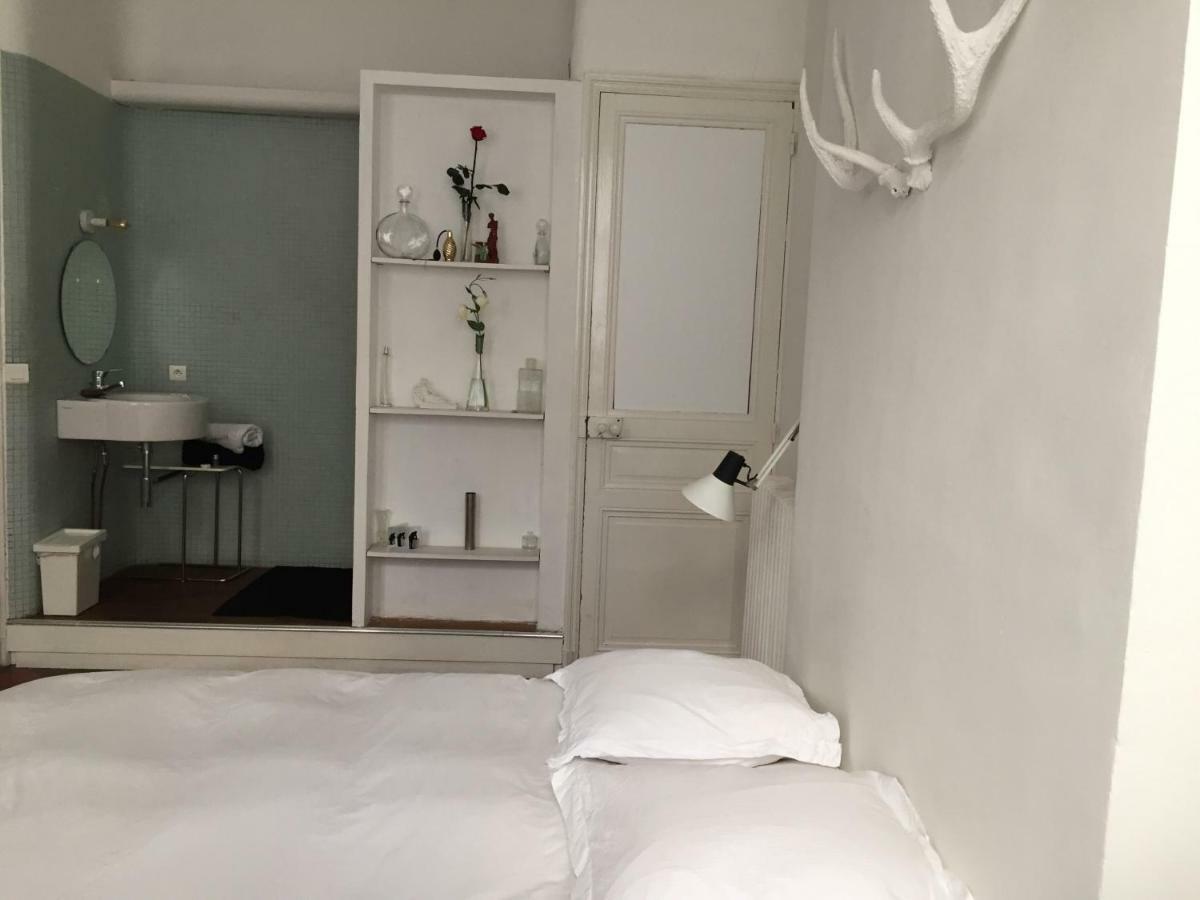 Bed and Breakfast Liberte Марсель Экстерьер фото
